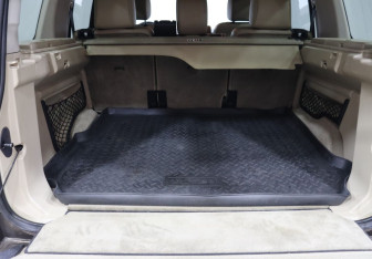 Подержанный автомобиль Land Rover Discovery 2014 года (26 фото)