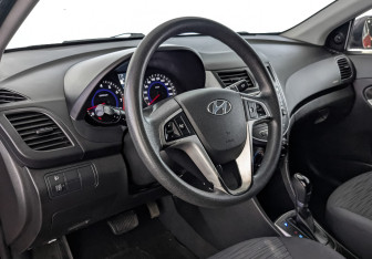 Подержанный автомобиль Hyundai Solaris Sedan 2016 года (15 фото)