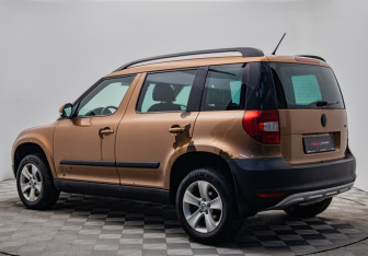 Подержанный автомобиль Skoda Yeti 2012 года (3 фото)