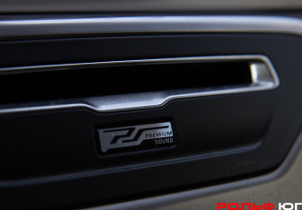 Подержанный автомобиль Volvo XC70 2012 года (20 фото)