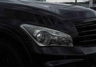 Подержанный автомобиль Infiniti QX56 2013 года (25 фото)