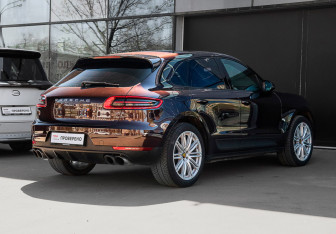 Подержанный автомобиль Porsche Macan 2017 года (4 фото)