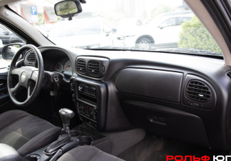 Подержанный автомобиль Chevrolet TrailBlazer 2007 года (7 фото)
