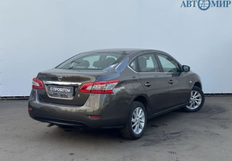 Подержанный автомобиль Nissan Sentra Sedan 2014 года (8 фото)