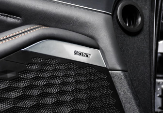 Подержанный автомобиль Changan UNI-K 2024 года (18 фото)