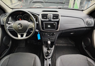 Подержанный автомобиль Renault Logan Sedan 2021 года (9 фото)