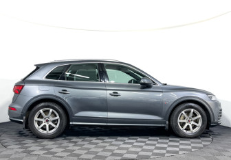 Подержанный автомобиль Audi Q5 2017 года (4 фото)