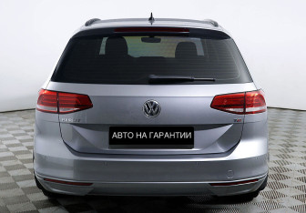 Подержанный автомобиль Volkswagen Passat Wagon 2017 года (4 фото)