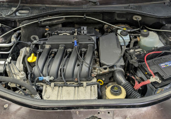 Подержанный автомобиль LADA (ВАЗ) Largus Wagon 2015 года (9 фото)