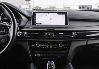 Подержанный автомобиль BMW X6 2019 года (18 фото)