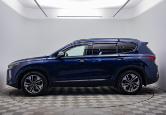 Подержанный автомобиль Hyundai Santa Fe 2019 года (2 фото)