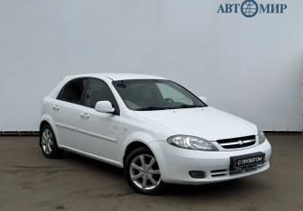 Подержанный автомобиль Chevrolet Lacetti Hatchback 2012 года (3 фото)