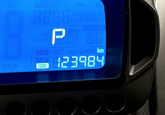 Подержанный автомобиль Chevrolet Aveo Sedan 2014 года (24 фото)