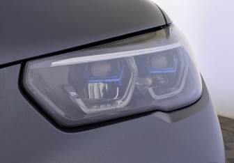 Подержанный автомобиль BMW X5 2021 года (11 фото)