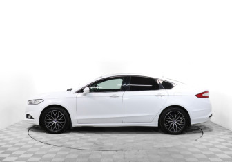 Подержанный автомобиль Ford Mondeo Sedan 2016 года (8 фото)