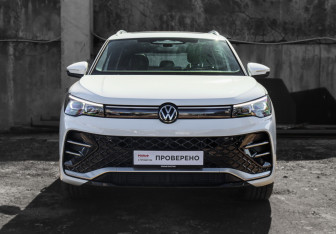 Подержанный автомобиль Volkswagen Tiguan 2024 года (2 фото)