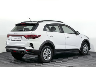 Подержанный автомобиль Kia Rio Hatchback 2022 года (5 фото)