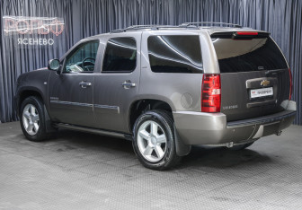 Подержанный автомобиль Chevrolet Tahoe 2013 года (7 фото)