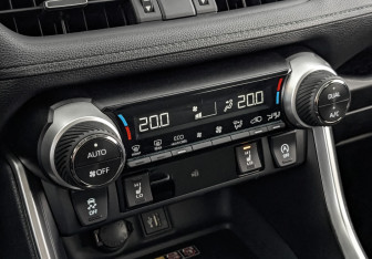 Новый Toyota RAV4 2025 (21 фото)
