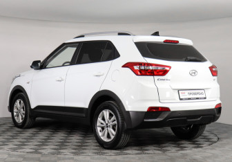 Подержанный автомобиль Hyundai Creta 2017 года (7 фото)
