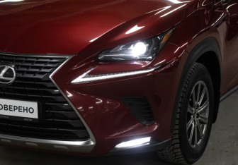 Подержанный автомобиль Lexus NX 2020 года (23 фото)