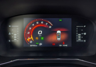 Подержанный автомобиль Geely Atlas Pro 2023 года (13 фото)