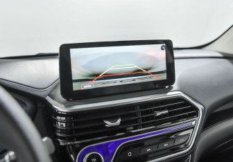 Подержанный автомобиль Changan Alsvin 2023 года (10 фото)