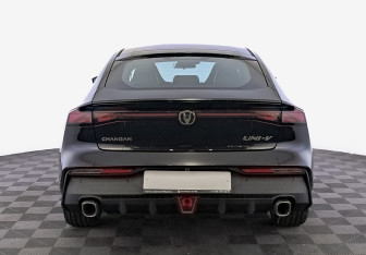 Новый Changan UNI-V 2024 (6 фото)