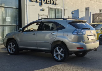Подержанный автомобиль Lexus RX 2008 года (7 фото)