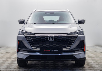 Подержанный автомобиль Changan CS55PLUS 2024 года (8 фото)
