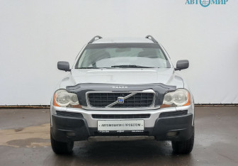 Подержанный автомобиль Volvo XC90 2004 года (2 фото)