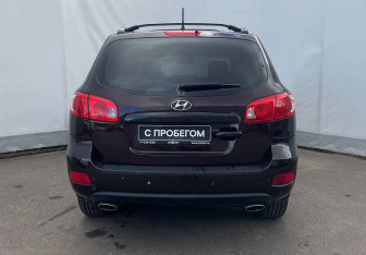 Подержанный автомобиль Hyundai Santa Fe 2009 года (5 фото)