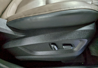 Подержанный автомобиль Chery Tiggo 8 Pro 2022 года (24 фото)