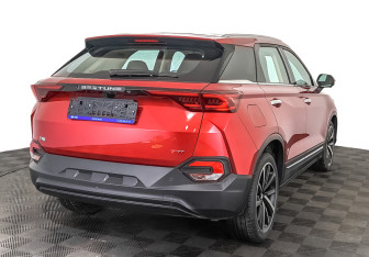 Новый FAW Bestune T77 2024 (2 фото)