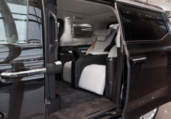 Новый Zeekr 009 2024 (32 фото)