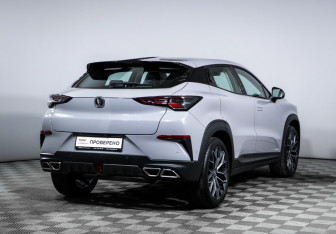 Подержанный автомобиль Changan UNI-T 2023 года (5 фото)