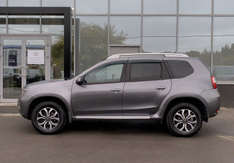Подержанный автомобиль Nissan Terrano 2019 года (4 фото)