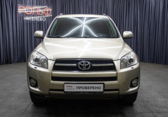 Подержанный автомобиль Toyota RAV4 2009 года (2 фото)