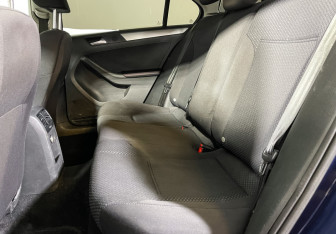 Подержанный автомобиль Volkswagen Jetta Sedan 2012 года (4 фото)