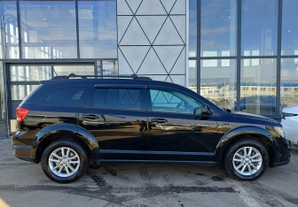 Подержанный автомобиль Dodge Journey 2014 года (4 фото)