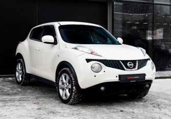 Подержанный автомобиль Nissan Juke 2013 года (3 фото)
