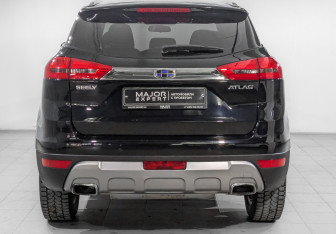 Подержанный автомобиль Geely Atlas 2018 года (6 фото)