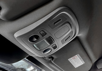 Подержанный автомобиль Citroen C4 Sedan 2015 года (27 фото)