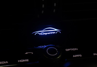 Подержанный автомобиль Porsche Cayenne 2019 года (35 фото)