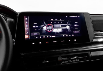 Подержанный автомобиль Haval H3 2024 года (16 фото)