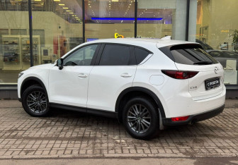 Подержанный автомобиль Mazda CX-5 2021 года (6 фото)