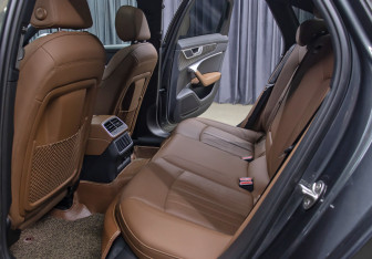 Подержанный автомобиль Audi A6 Sedan 2020 года (12 фото)