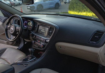 Подержанный автомобиль Kia Optima Sedan 2015 года (11 фото)