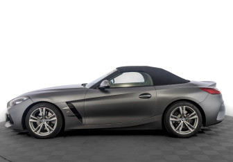 Подержанный автомобиль BMW Z4 Roadster 2020 года (8 фото)