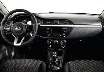 Подержанный автомобиль Kia Rio Sedan 2018 года (8 фото)